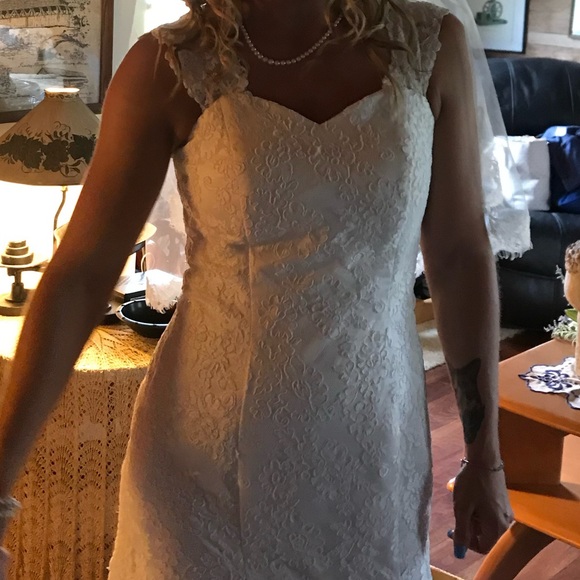 A-line lace dress - Picture 7 of 7